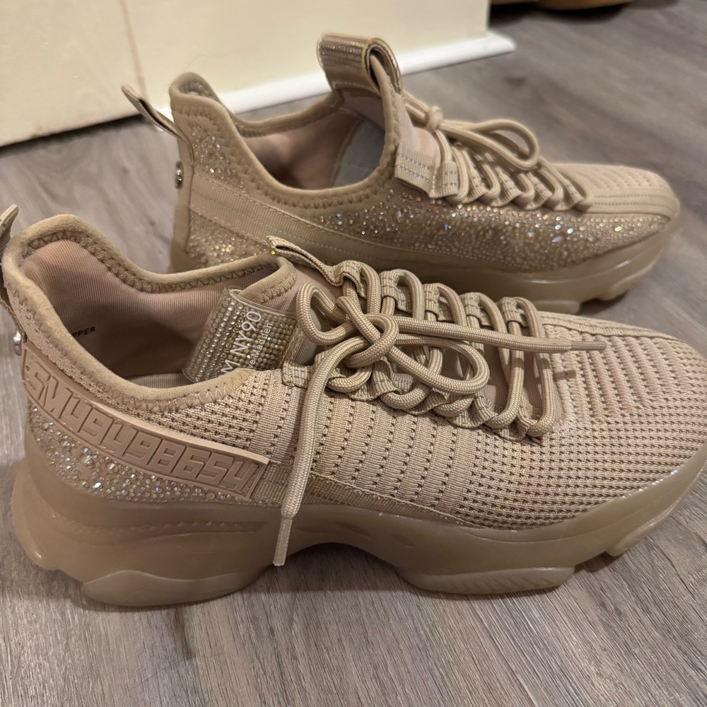 steve madden tennis shoes